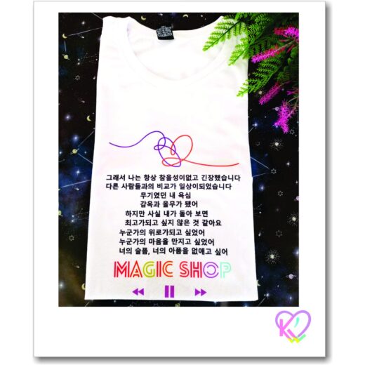 Camiseta básica Kpop Grupo BTS Magic Shop com trecho da musica - em malha fria