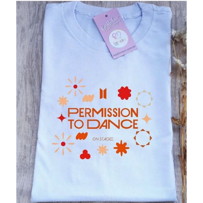 Camiseta Unissex Permission to dance Símbolos